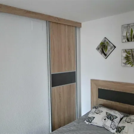 Apartamento Travesia Gabino 아파트 *